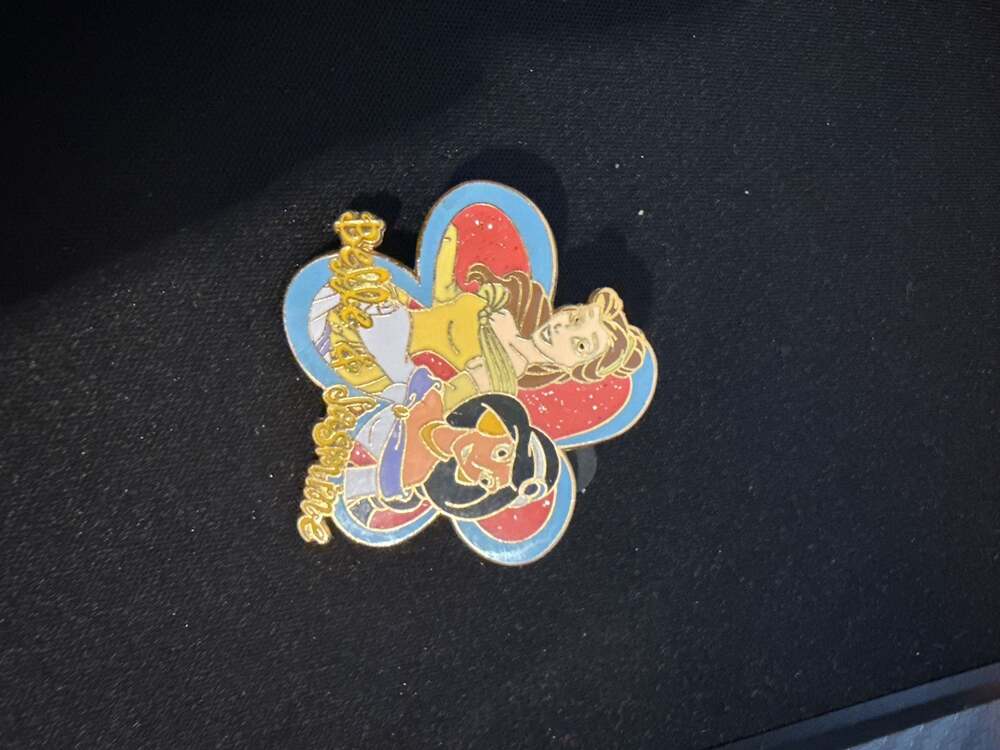 RARE 2002 WALT DISNEY WORLD PRINCESS PIN TRADING STARTER KIT JASMINE & BELLE PIN